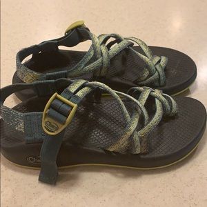 chaco sandles
